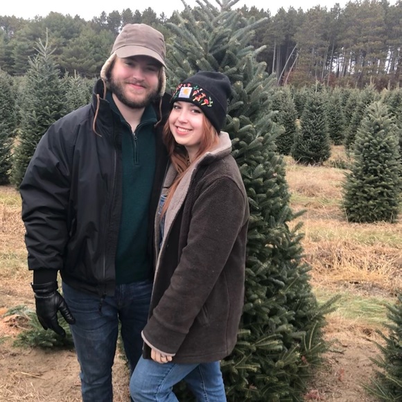 Meet your Posher, Makayla - Picture 4 of 6